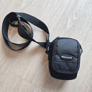 Samsonite Small Digital Camera Pouch w/ Front Pocket
